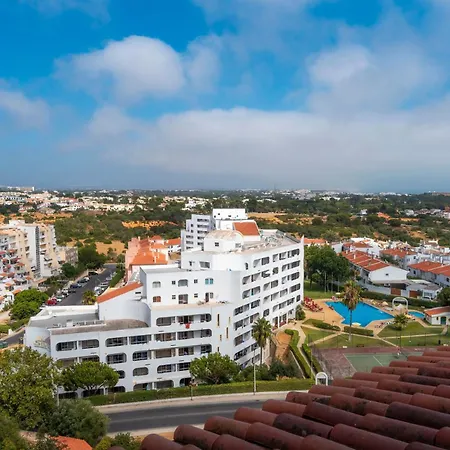 Апартаменти Luxpool *