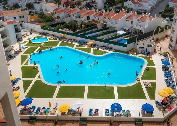 Апартаменти Luxpool