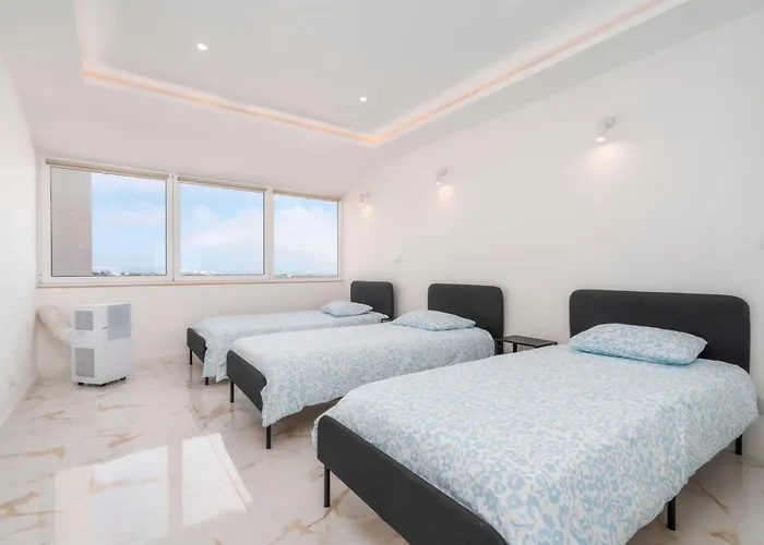 Апартаменти Luxpool Албуфейра