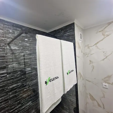 Luxpool * אלבופיירה