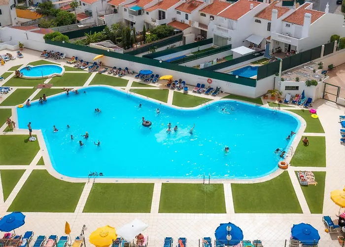 Luxpool * Albufeira